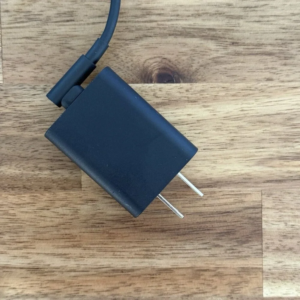 OEM Genuine Oculus AQ15A-050A 5V 3A Power Adapter with USB-C Cable - Works Great